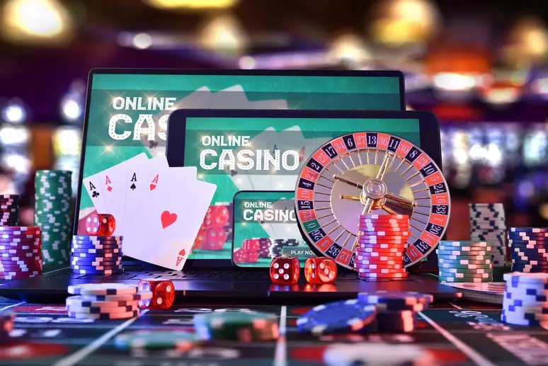 vipibet APP မိုဘိုင်းတွင် ဘောလုံး Esports လောင်းကြေးထည့်နေသောမြင်ကွင်း